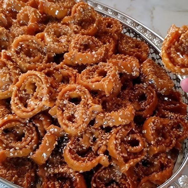 🍯 The Art of Chebakia: Morocco’s Iconic Honeyed Ramadan&nbsp;Cookie